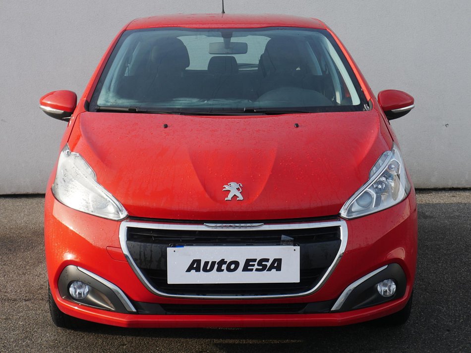 Peugeot 208 1.2 VTi 