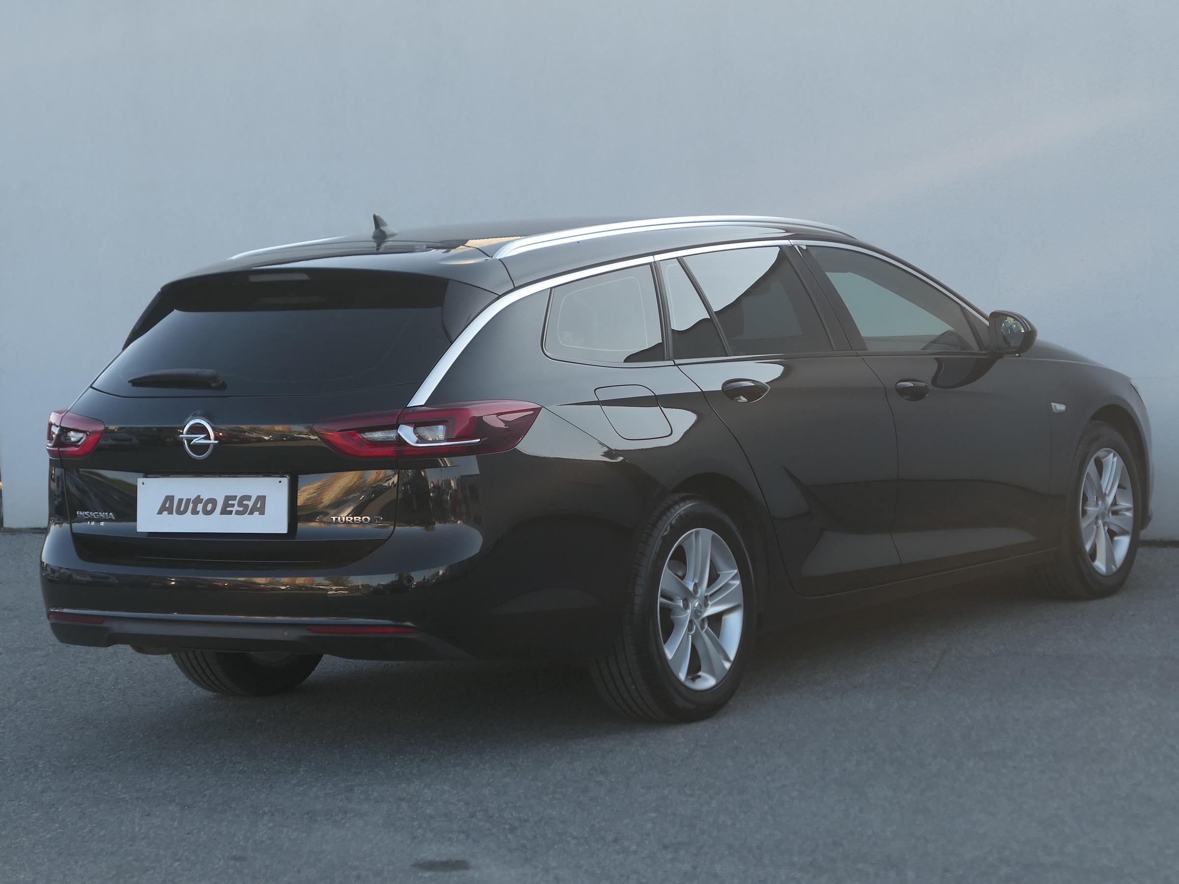 Opel Insignia, 2018 - pohled č. 4