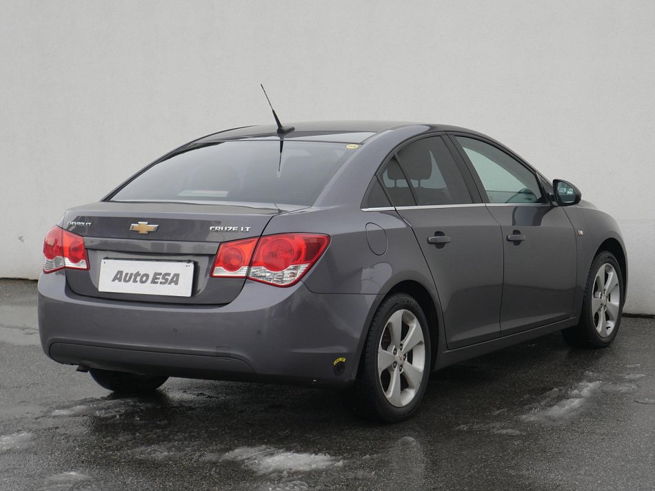 Chevrolet Cruze 1.8i 