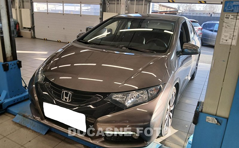 Honda Civic 1.8 i 