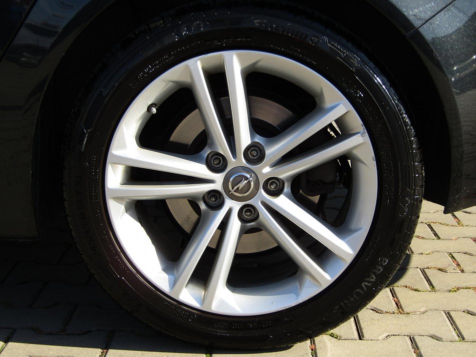 Opel Insignia 2.0TDCi 