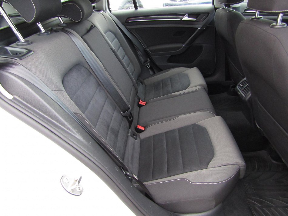 Volkswagen Golf 1.6TDi 