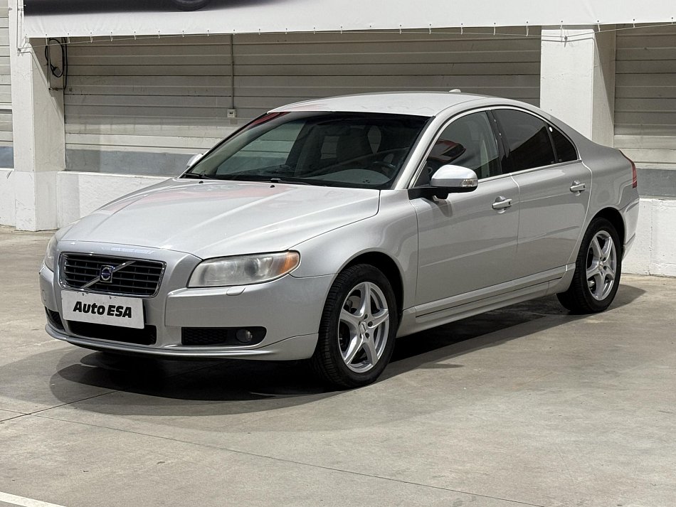 Volvo S80 3.2  AWD