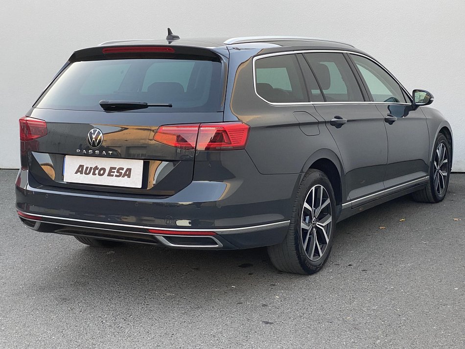 Volkswagen Passat 2.0 TDi Elegance