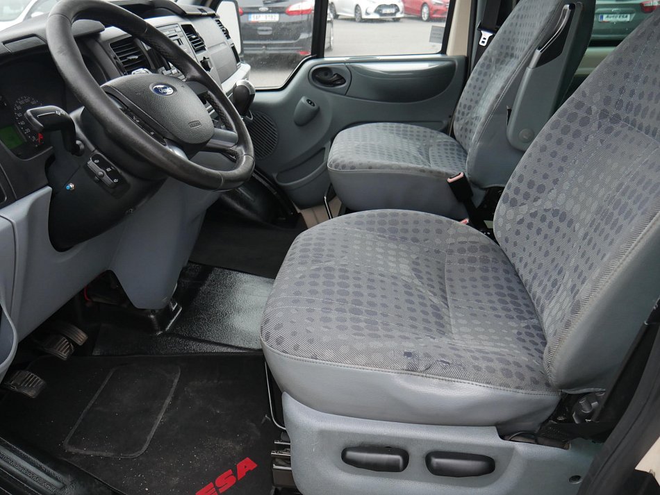 Ford Transit 2.2TDCi Trend L3 9míst