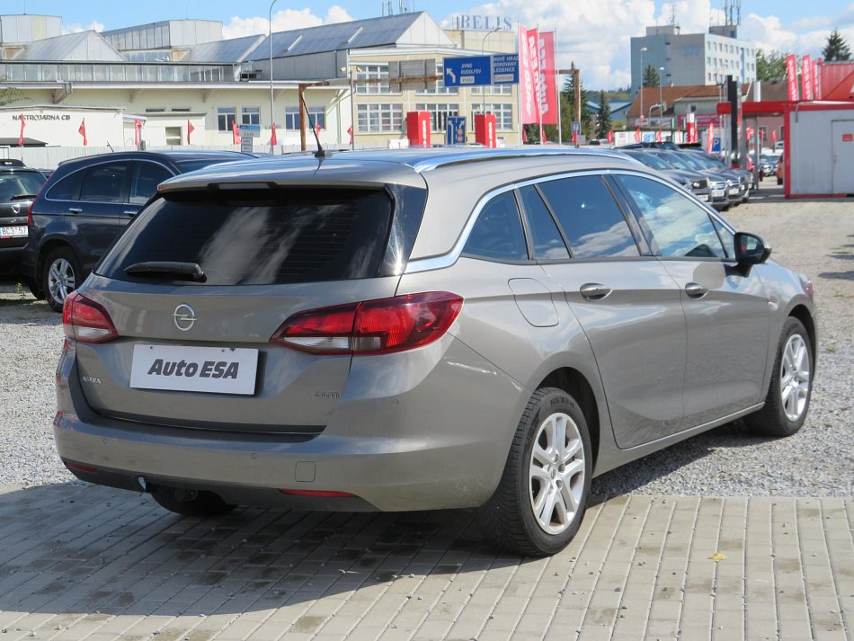 Opel Astra 1.6 CDTI 