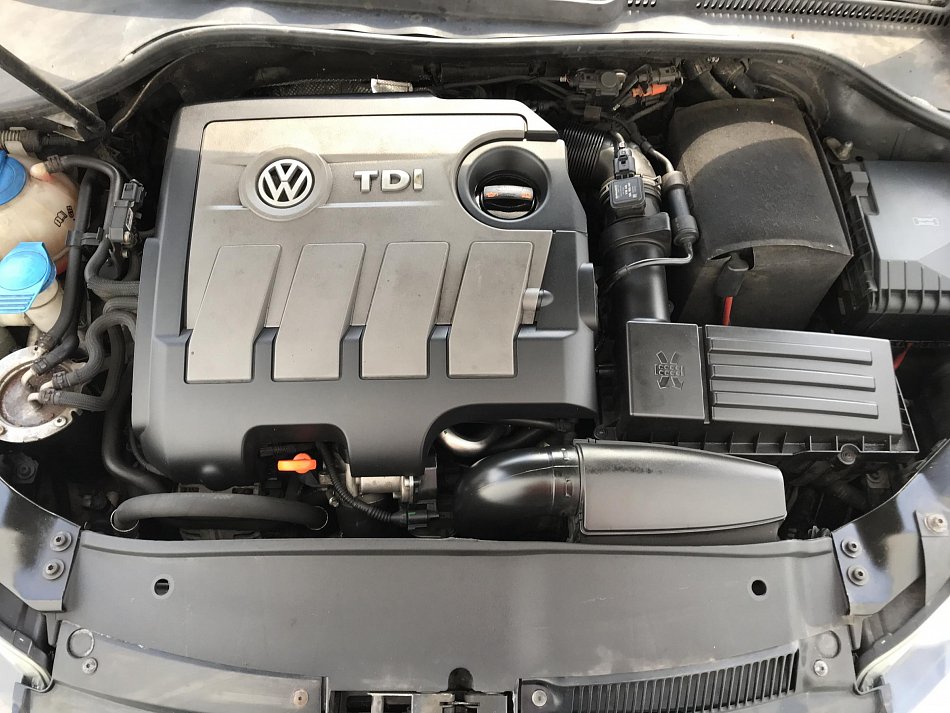 Volkswagen Golf 1.6TDi 