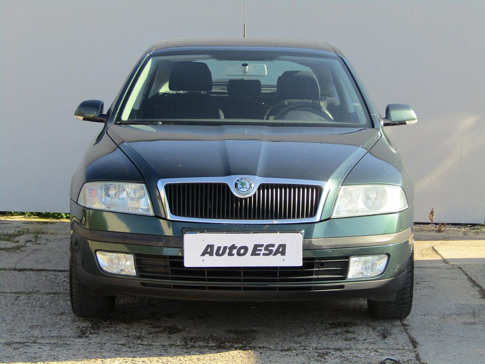 Škoda Octavia II 1.6i Ambiente