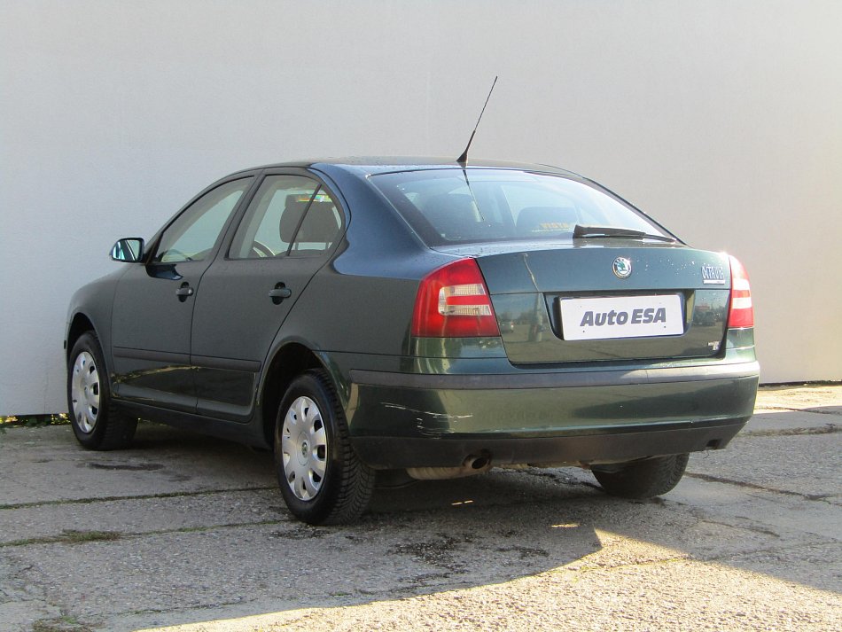 Škoda Octavia II 1.6i Ambiente