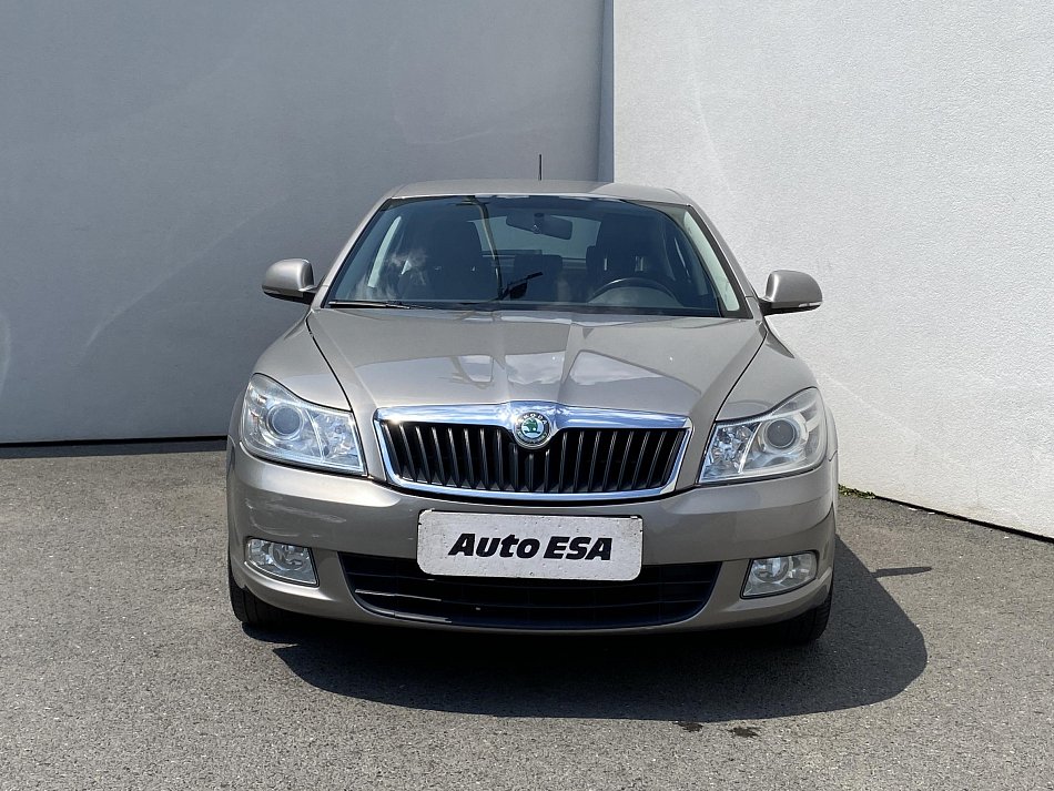 Škoda Octavia II 1.6 TDi Elegance