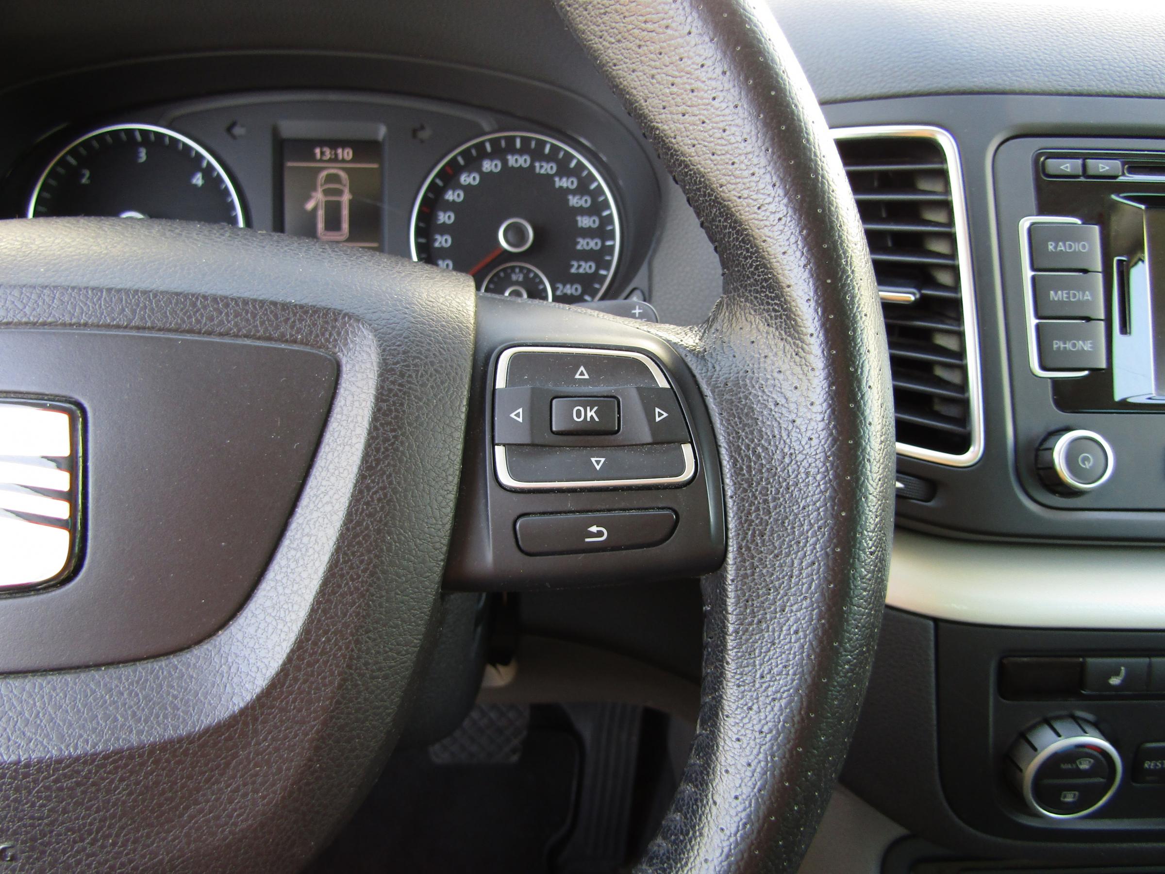 Seat Alhambra, 2015 - pohled č. 16