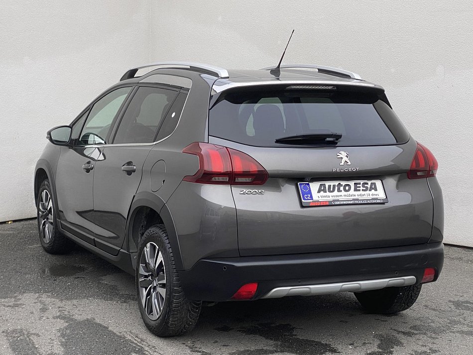 Peugeot 2008 1.2 PT Allure