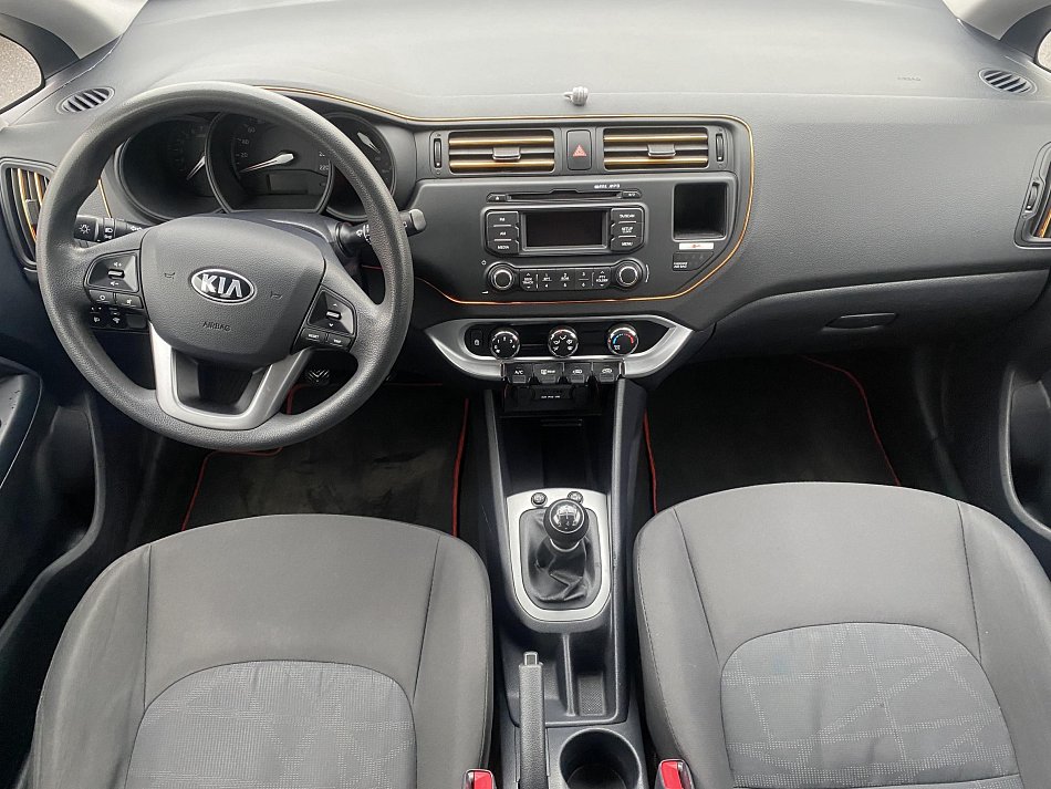 Kia Rio 1.2i 