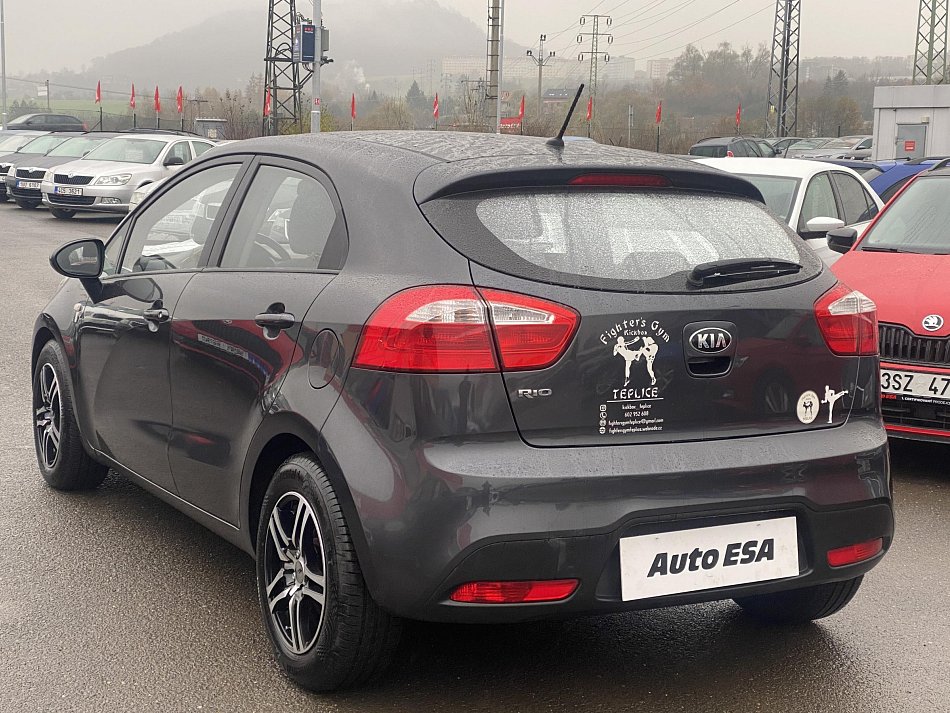 Kia Rio 1.2i 