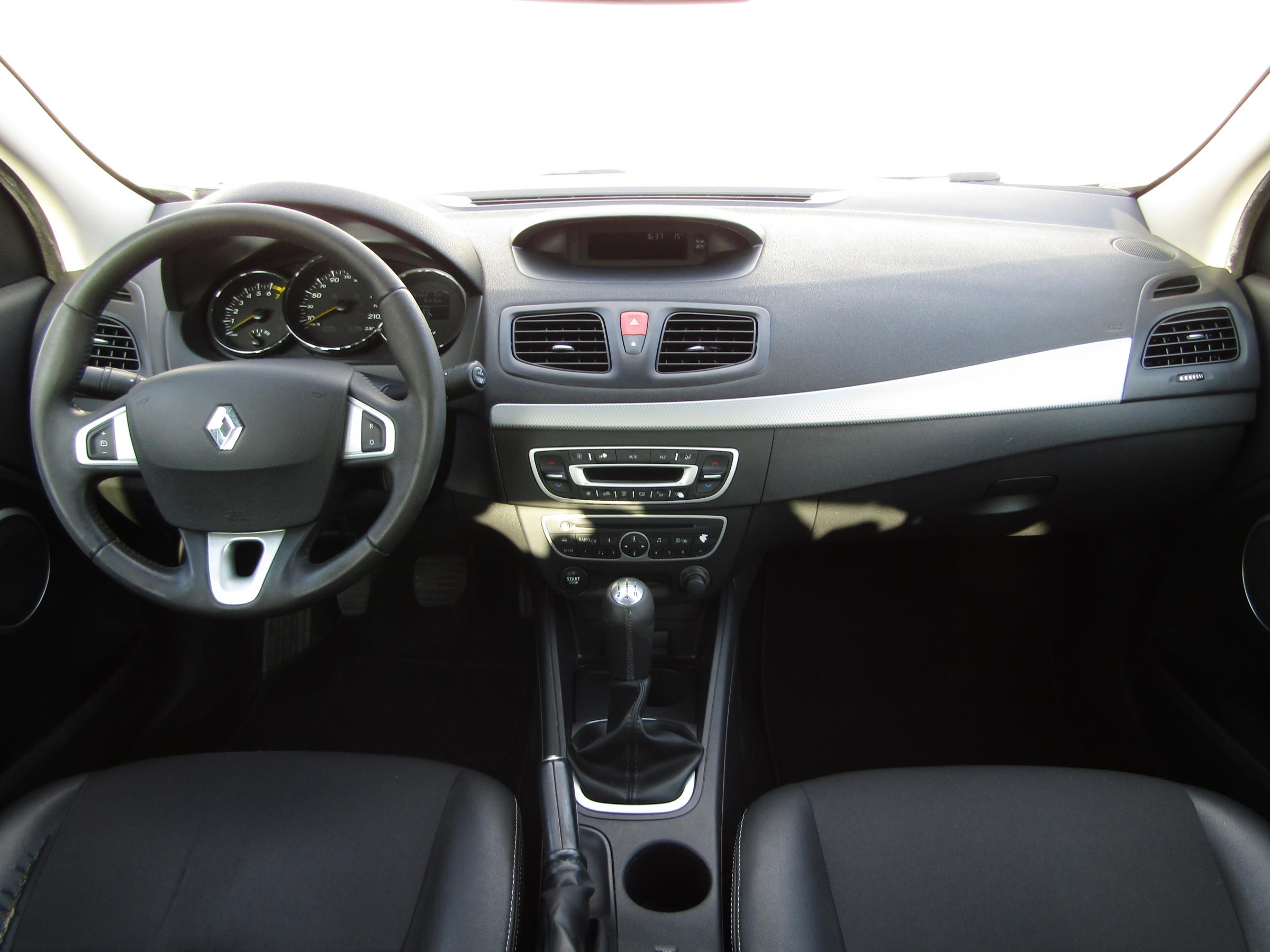 Renault Fluence, 2010 - pohled č. 9