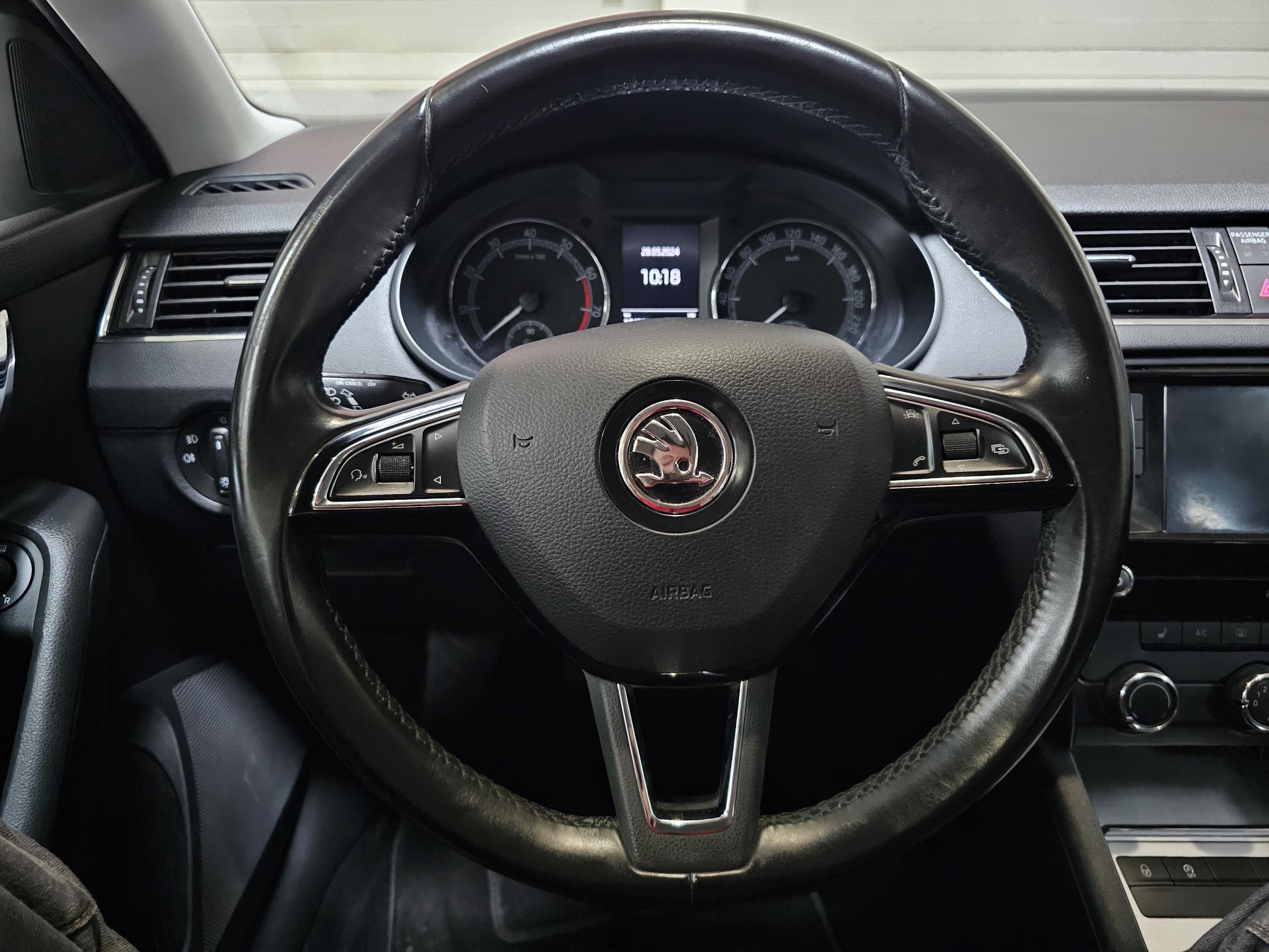 Škoda Octavia III, 2018 - pohled č. 15