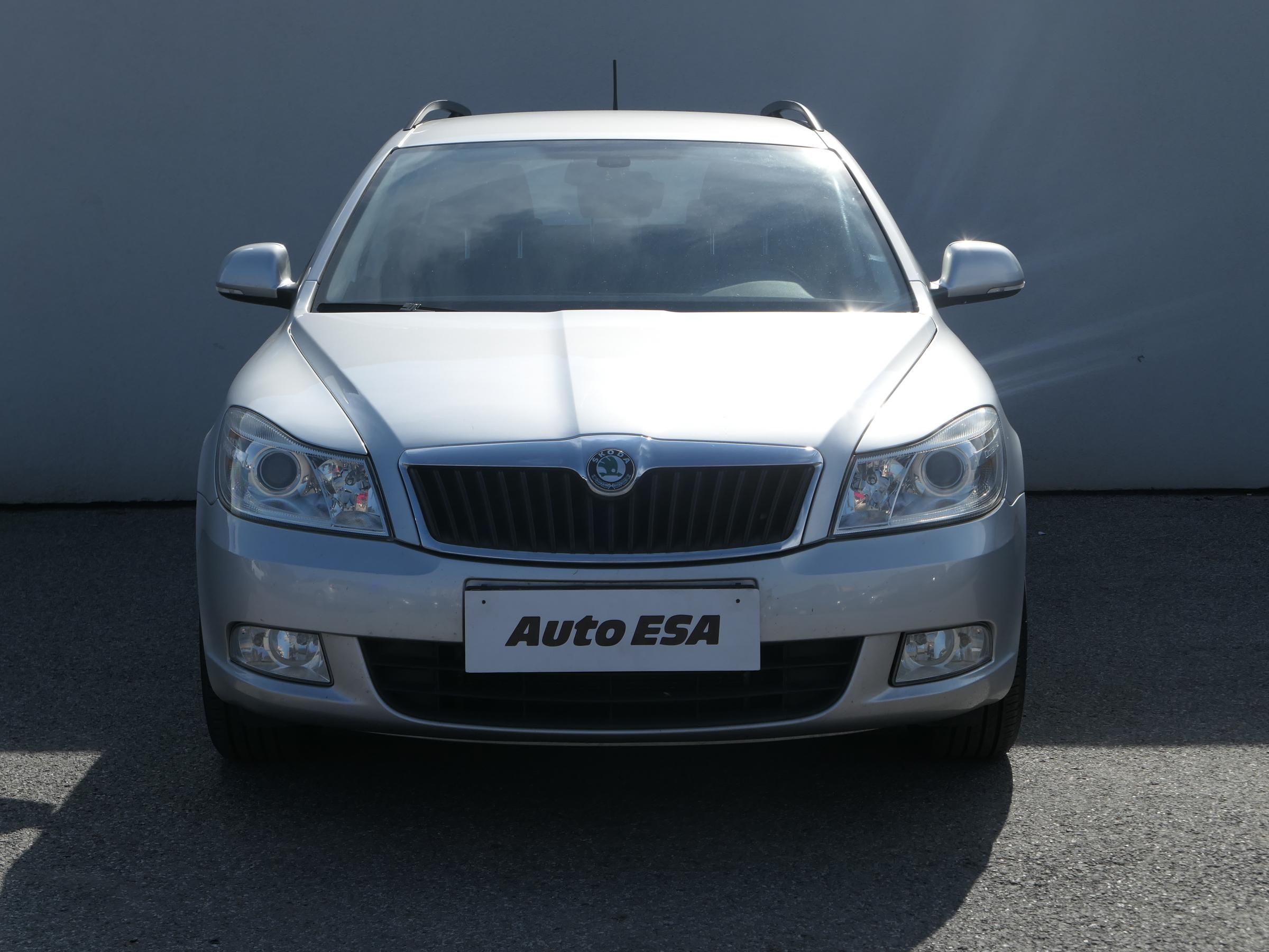 Škoda Octavia II, 2011 - pohled č. 2