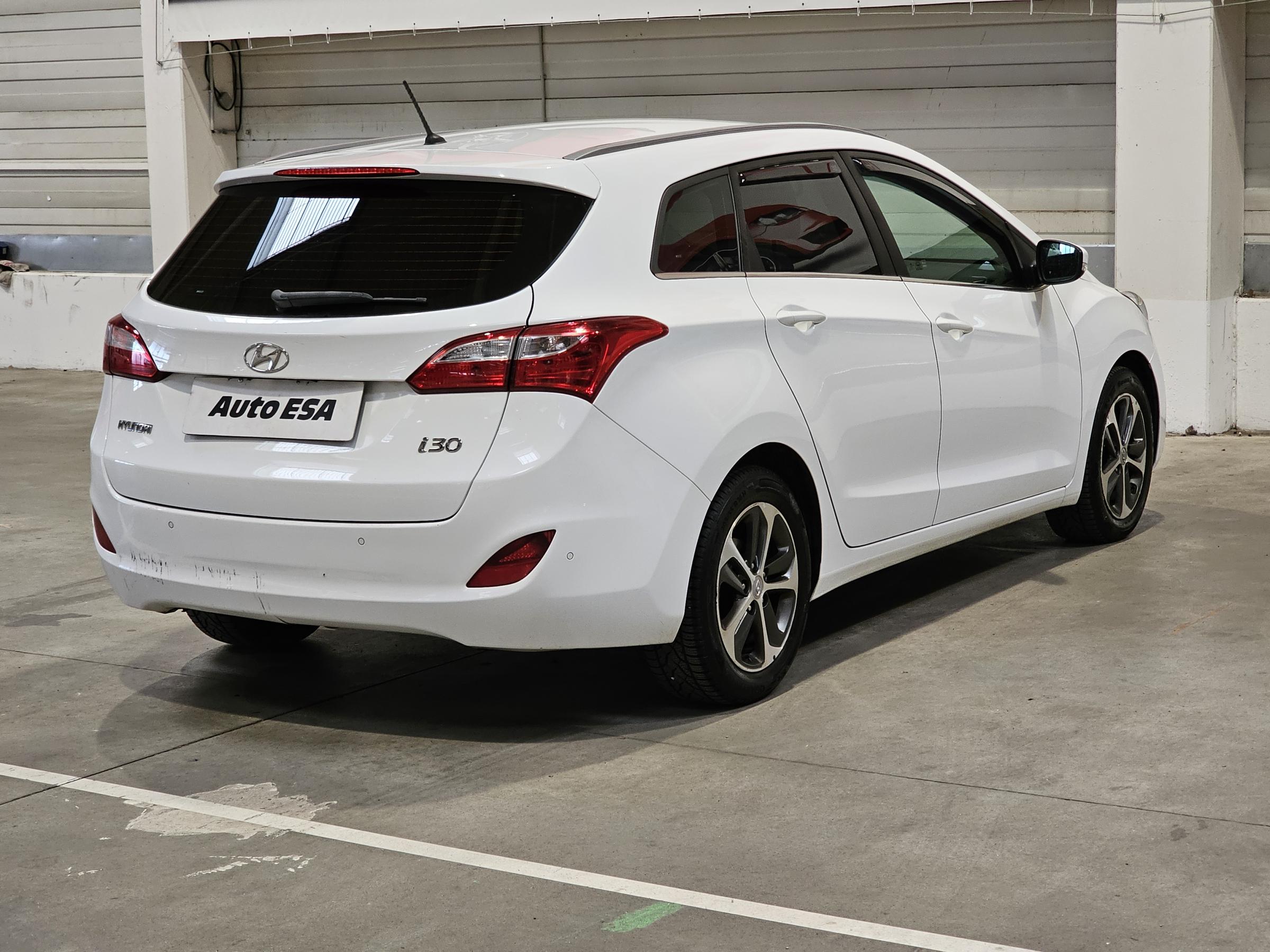 Hyundai i30, 2017 - pohled č. 4