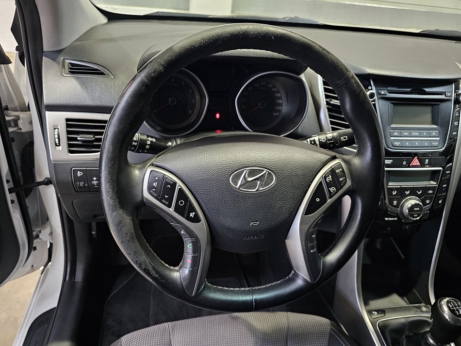 Hyundai I30 1.6 CVVT  CW