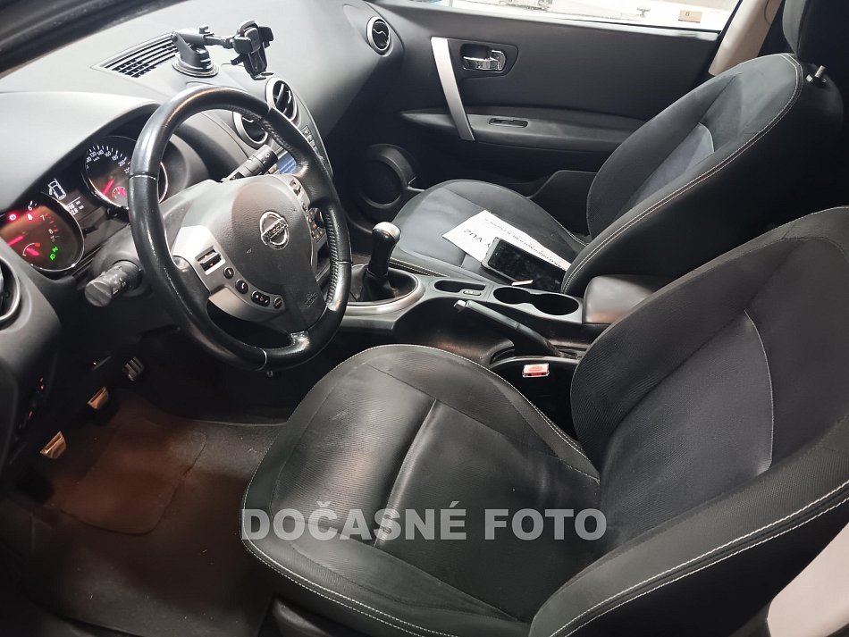 Nissan Qashqai 1.6i 