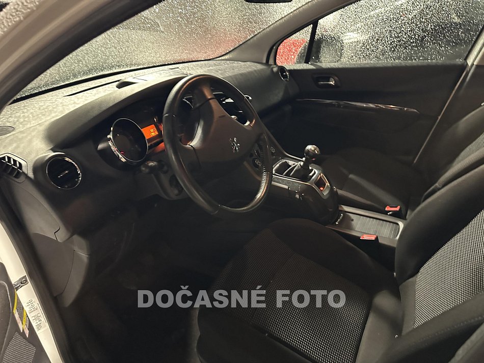 Peugeot 5008 1.6HDi 