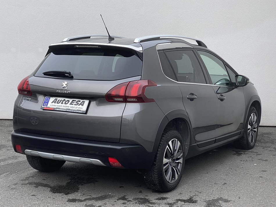 Peugeot 2008 1.2 PT Allure