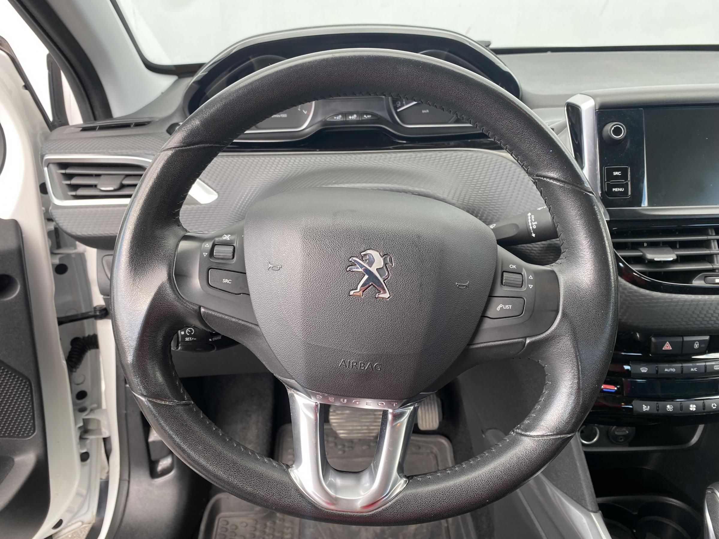 Peugeot 2008, 2016 - pohled č. 18