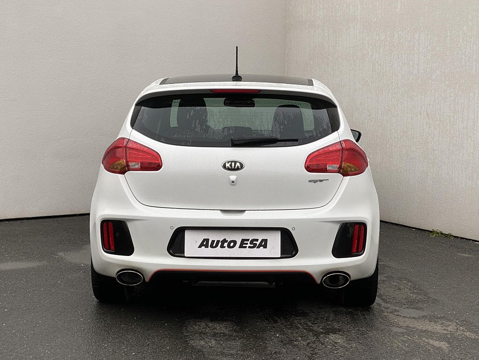 Kia Ceed 1.6 T-GDi GT