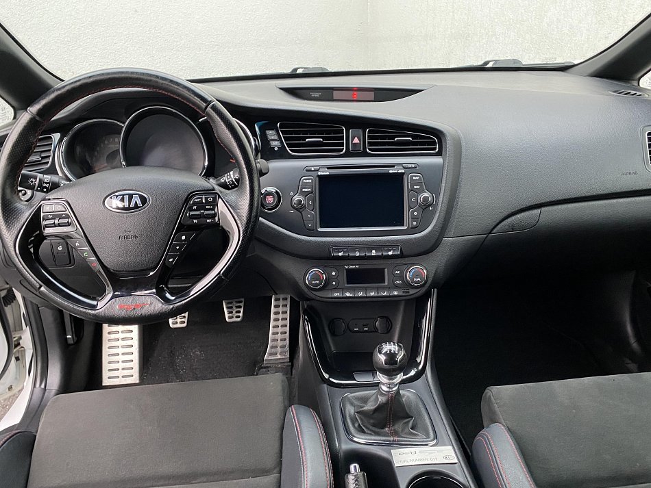 Kia Ceed 1.6 T-GDi GT