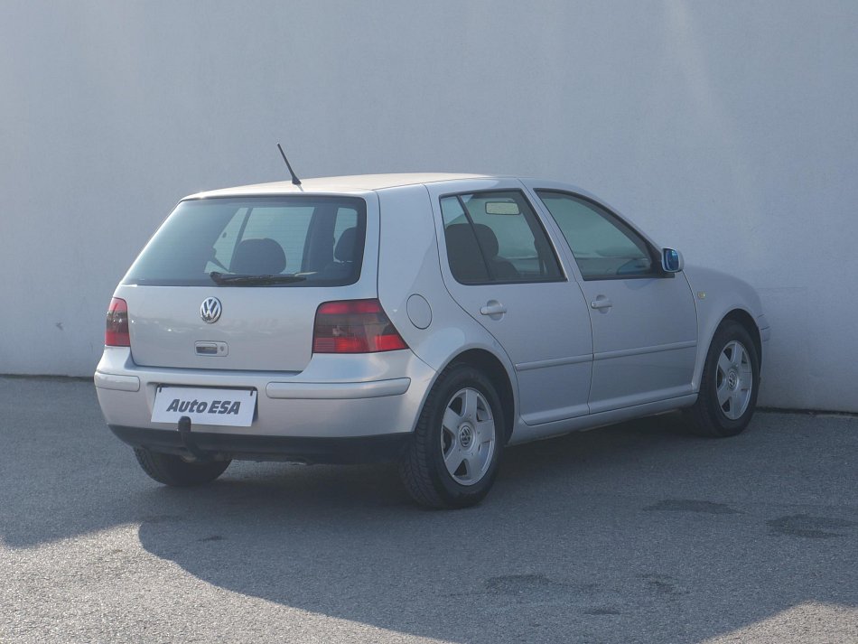 Volkswagen Golf 1.6i 