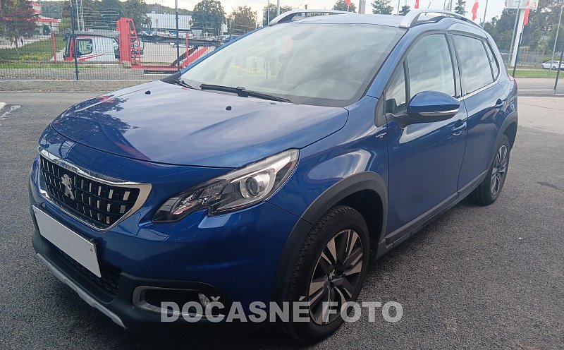 Peugeot 2008 1.2 PT 