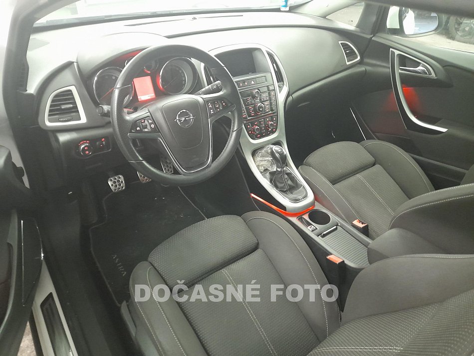 Opel Astra 1.6 T 