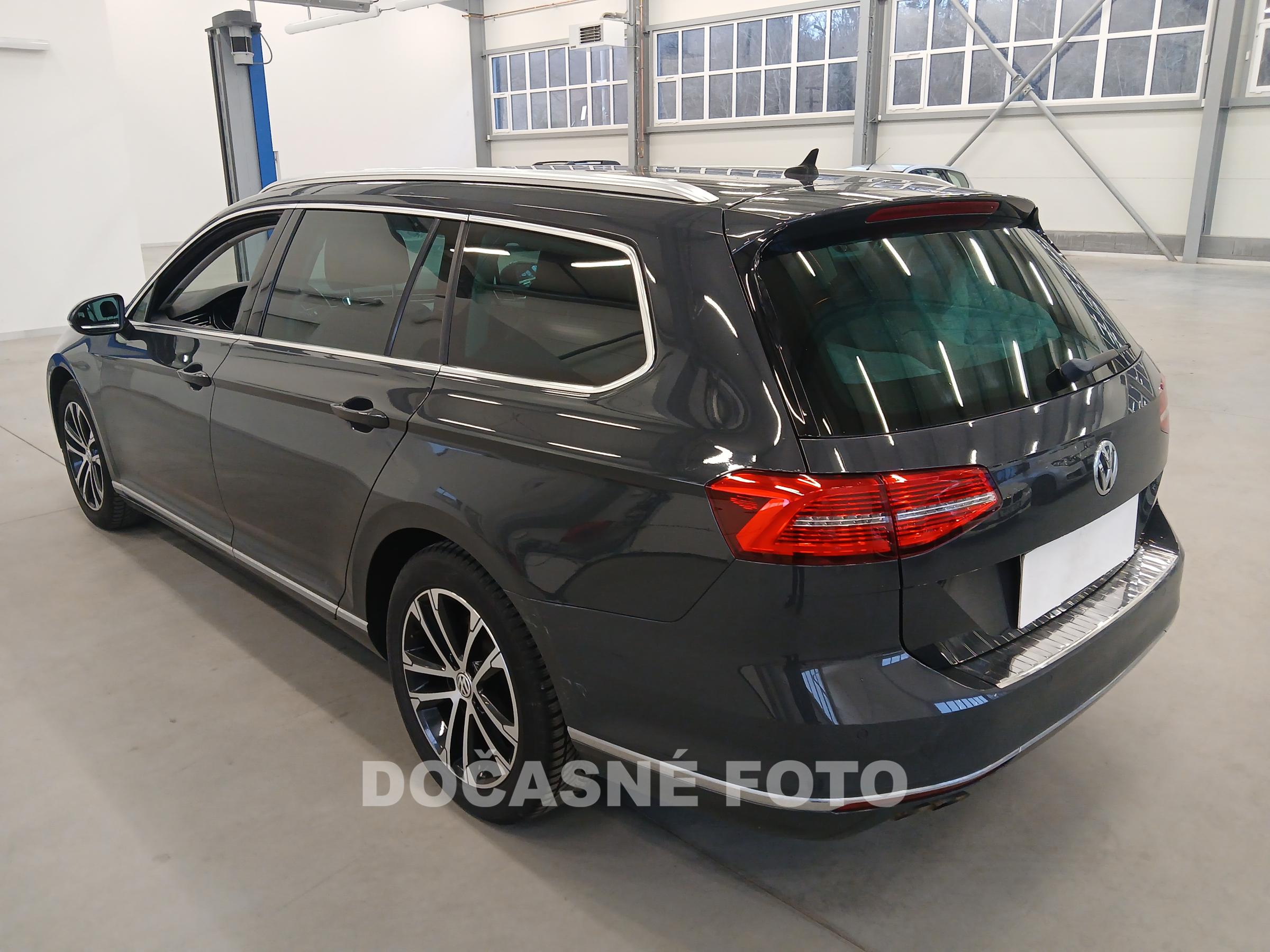 Volkswagen Passat, 2015 - pohled č. 2