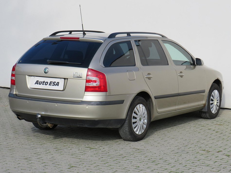 Škoda Octavia II 1.6FSI 