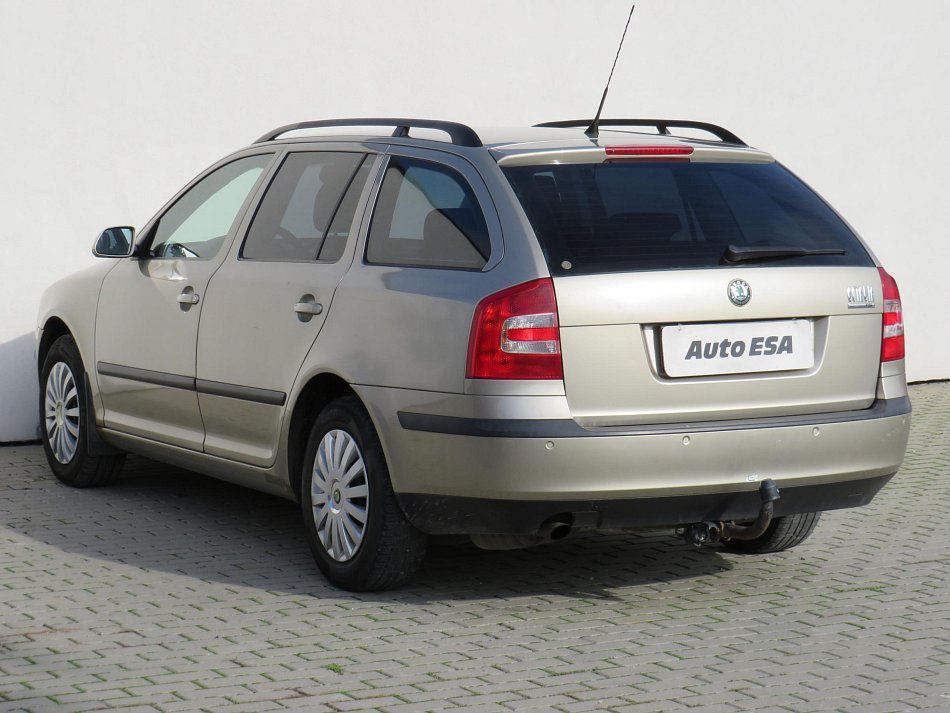 Škoda Octavia II 1.6FSI 