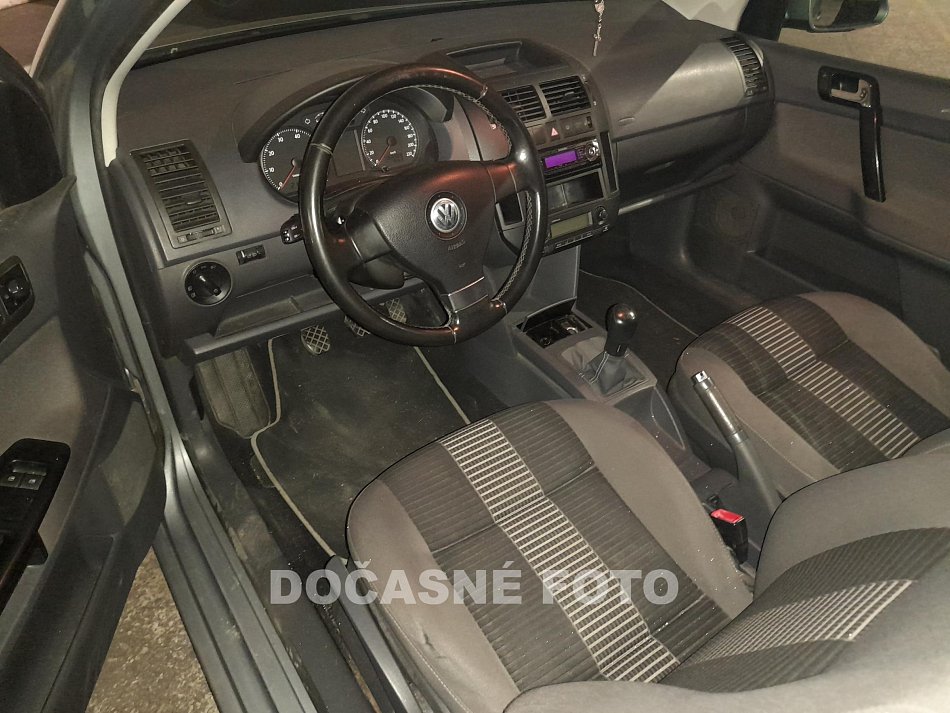 Volkswagen Polo 1.4i 