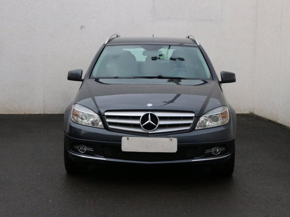 Mercedes-Benz Třída C 2.2CDi  C200