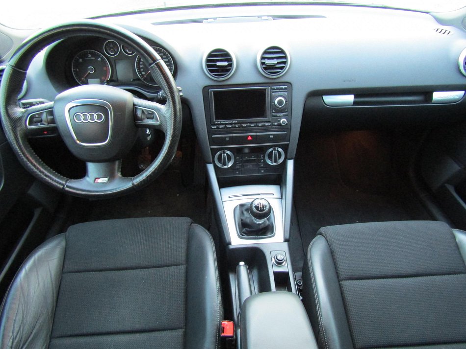 Audi A3 2.0 TDi S-line Quattro