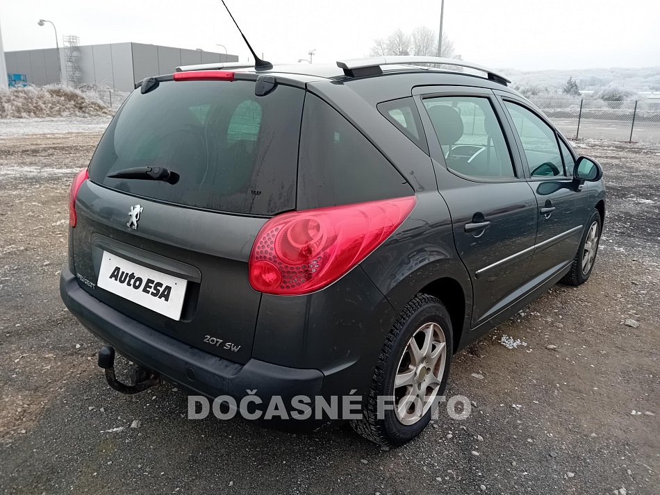 Peugeot 207 1.6i 