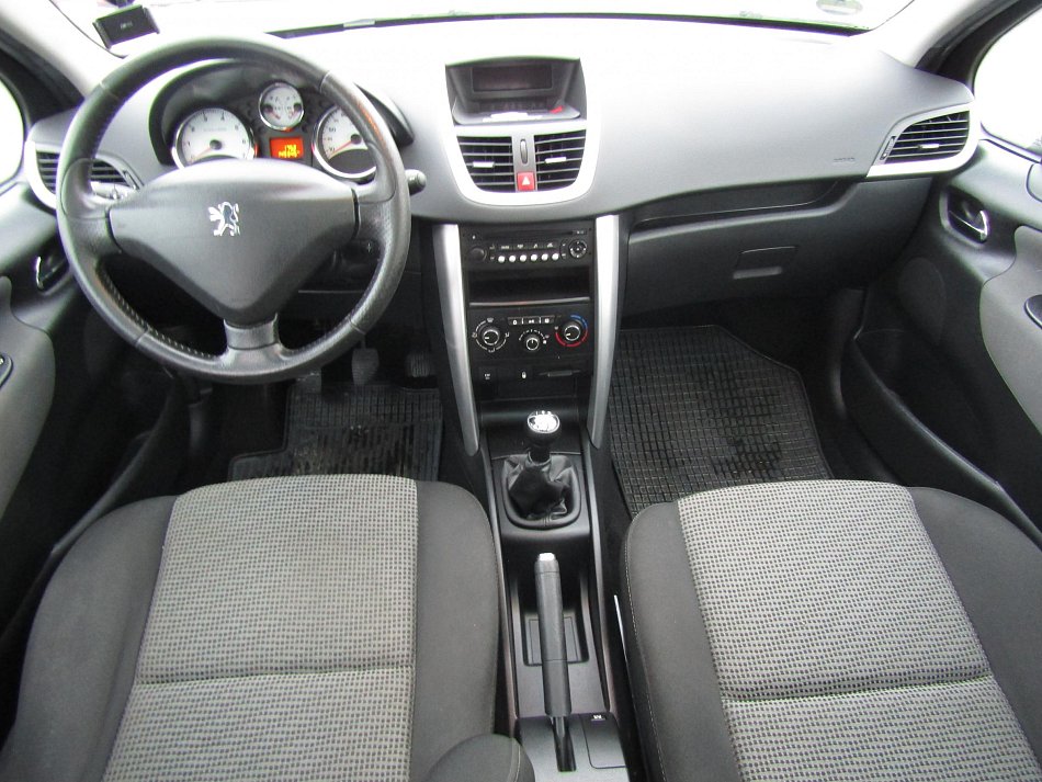 Peugeot 207 1.6i 