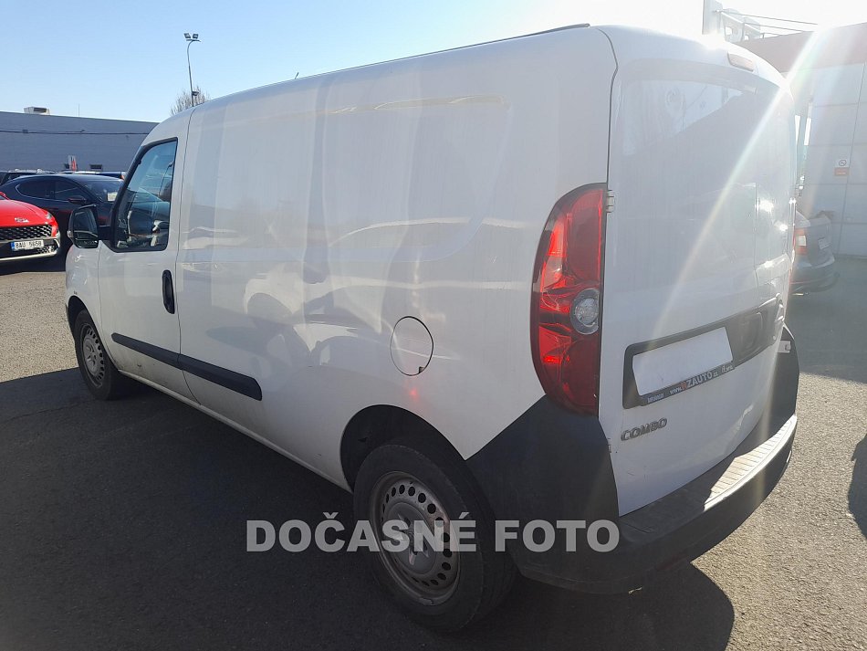 Opel Combo 1.4T CNG  MAXi