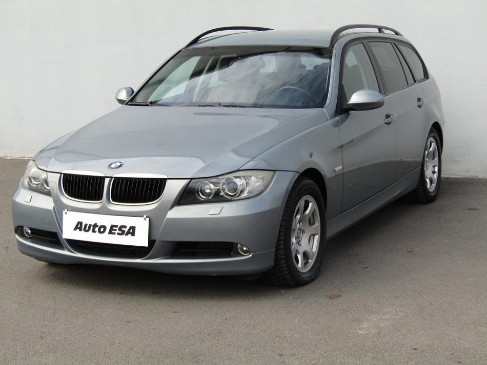 BMW Řada 3 2.0i  320i