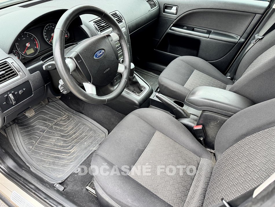 Ford Mondeo 1.8i 