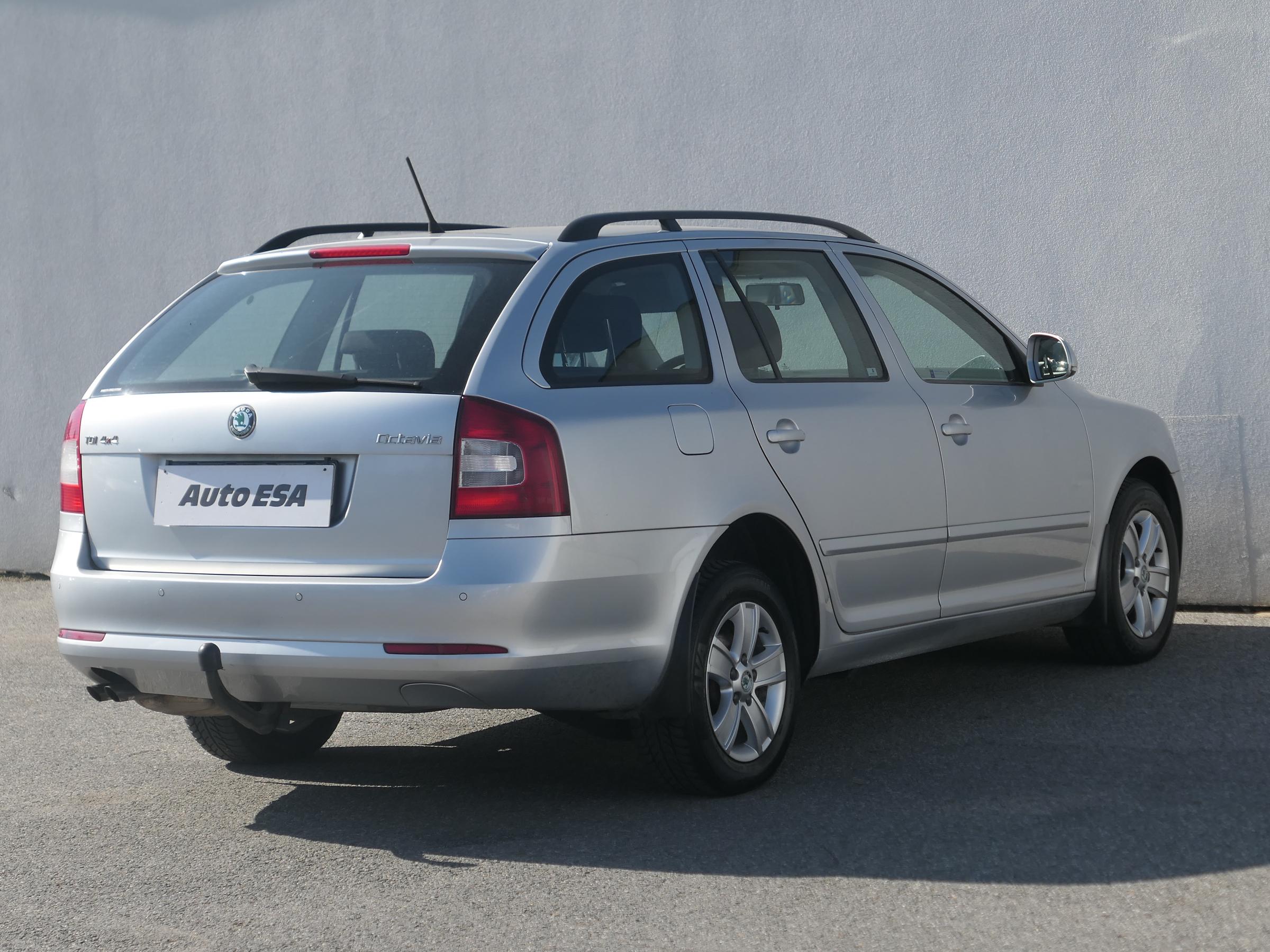 Škoda Octavia II, 2011 - pohled č. 4