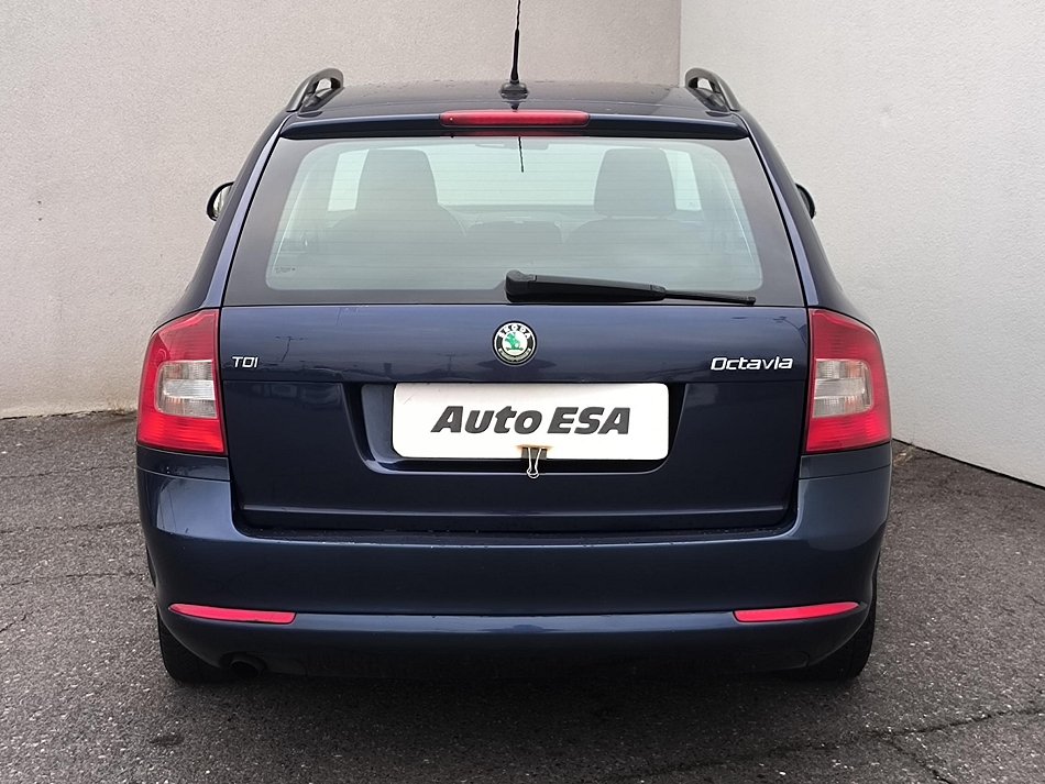 Škoda Octavia II 1.6 TDI Ambition