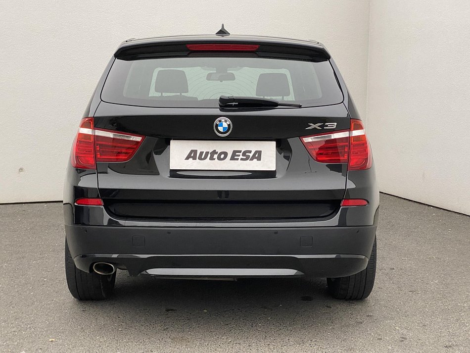 BMW X3 2.0d  sDrive18D