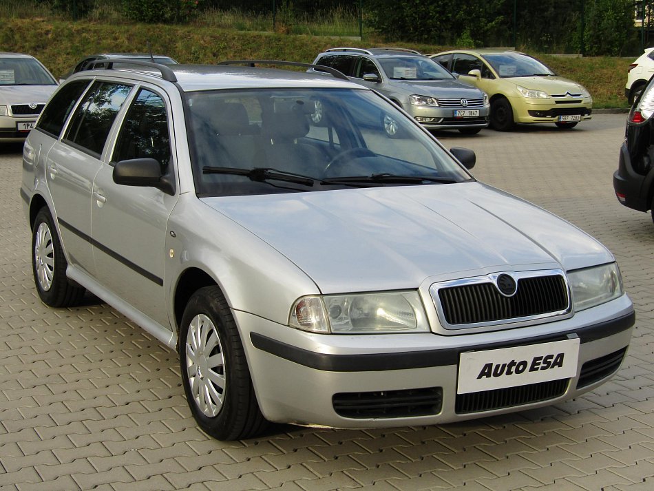 Škoda Octavia 2.0i Ambiente