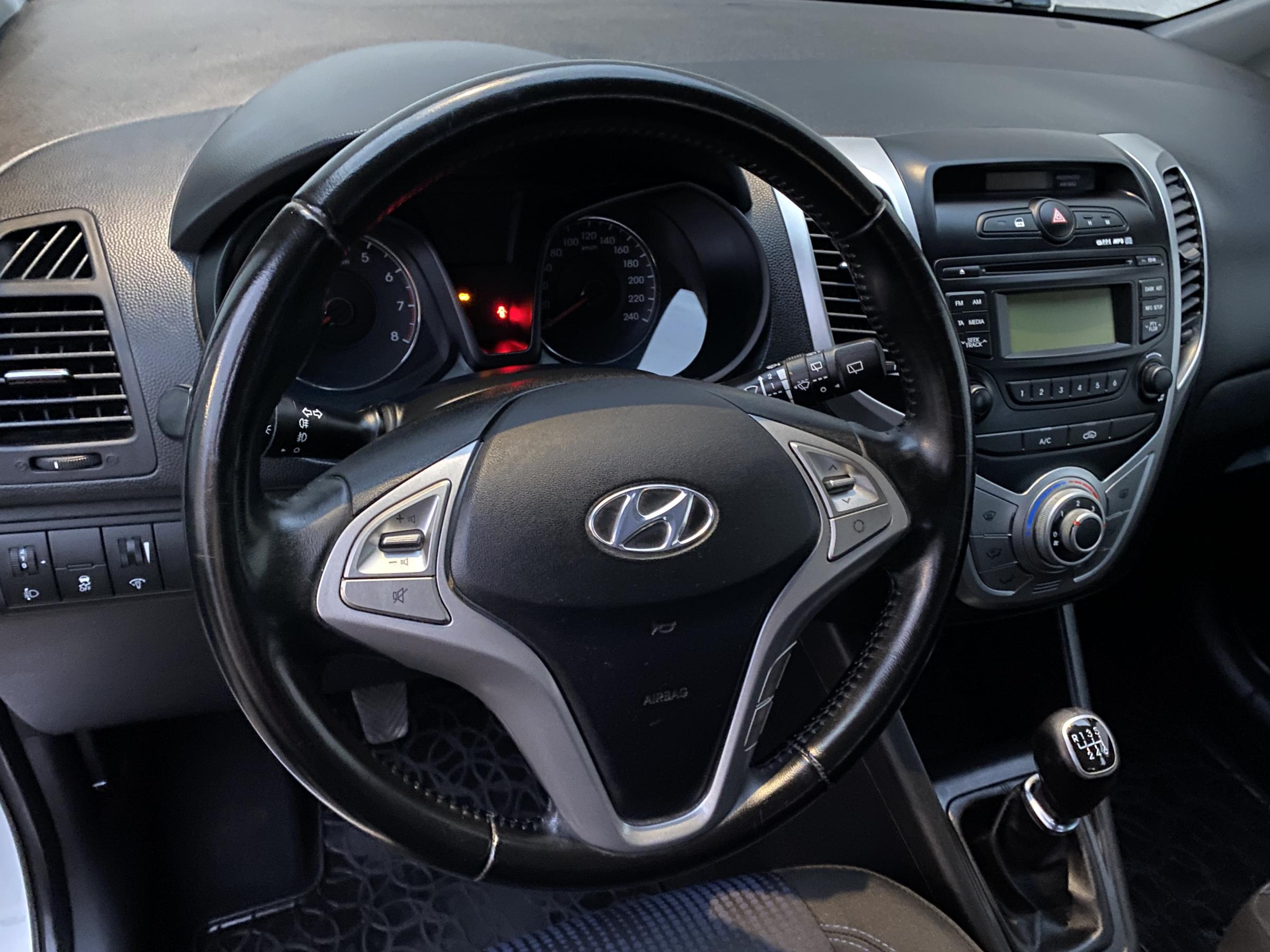 Hyundai ix20, 2015 - pohled č. 14