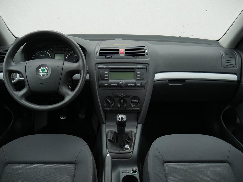 Škoda Octavia II 1.6i 