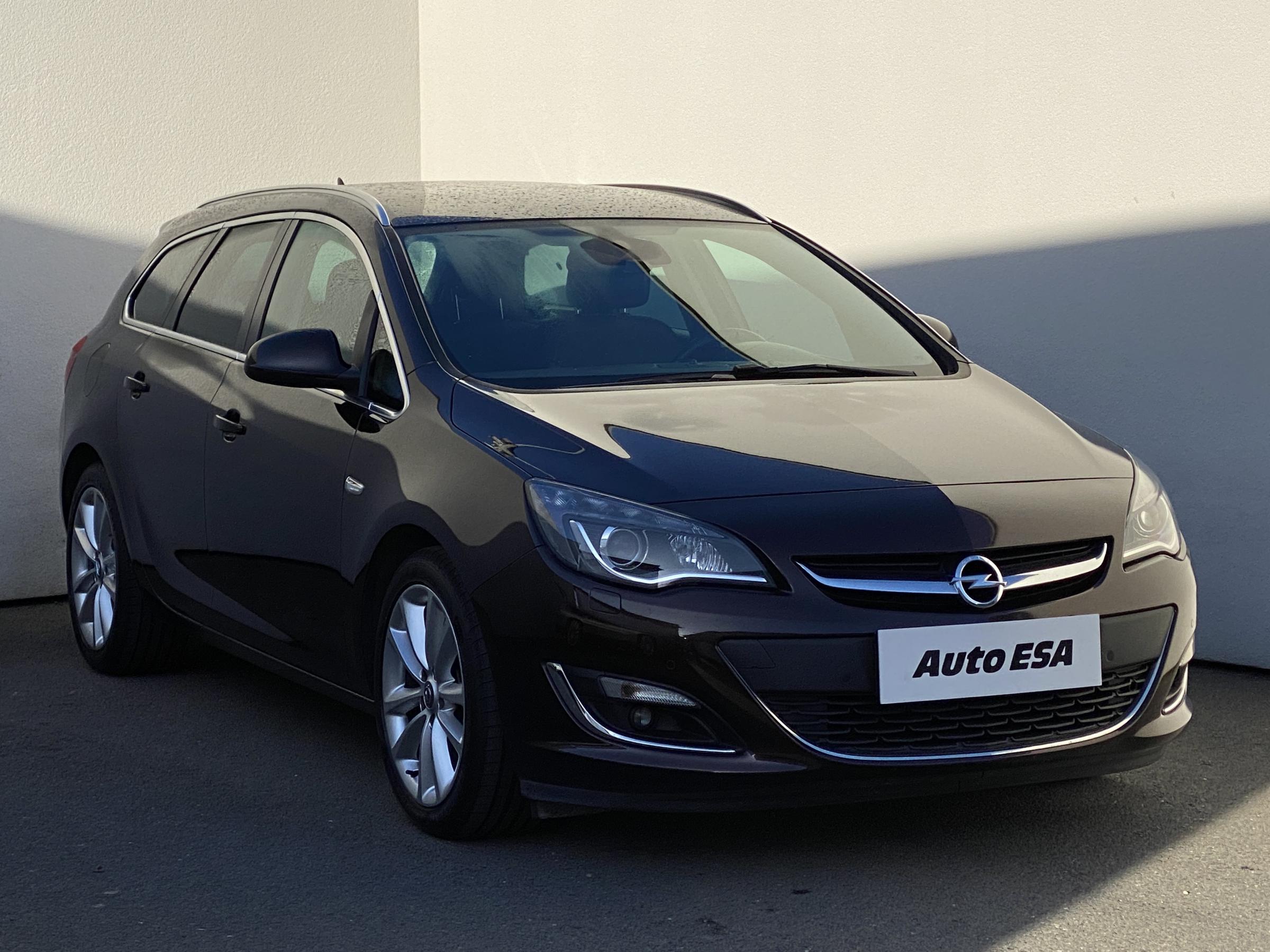 Opel Astra J 1,6, tažné zařízení